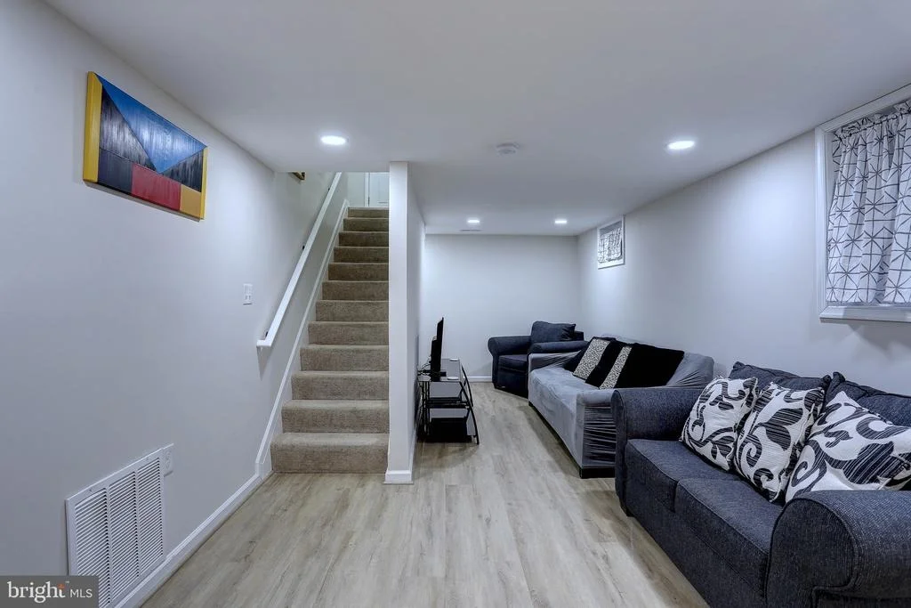 Photo of 232 CANDYTUFT ROAD