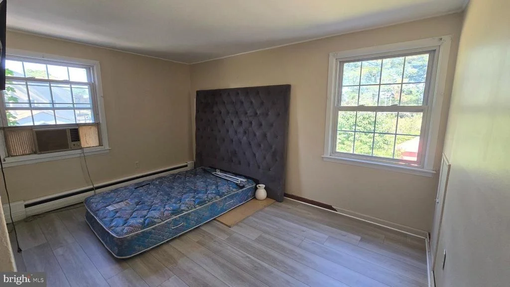 Photo of 185 SOMERSET DRIVE