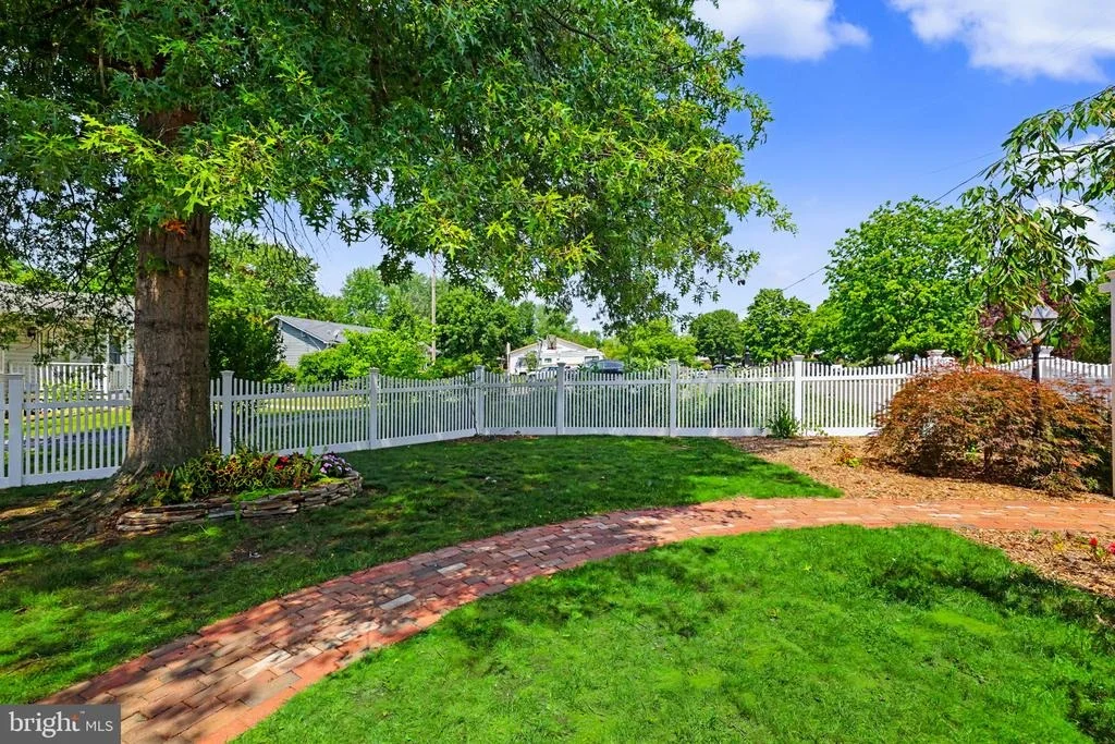Photo of 2105 SHAWN DRIVE