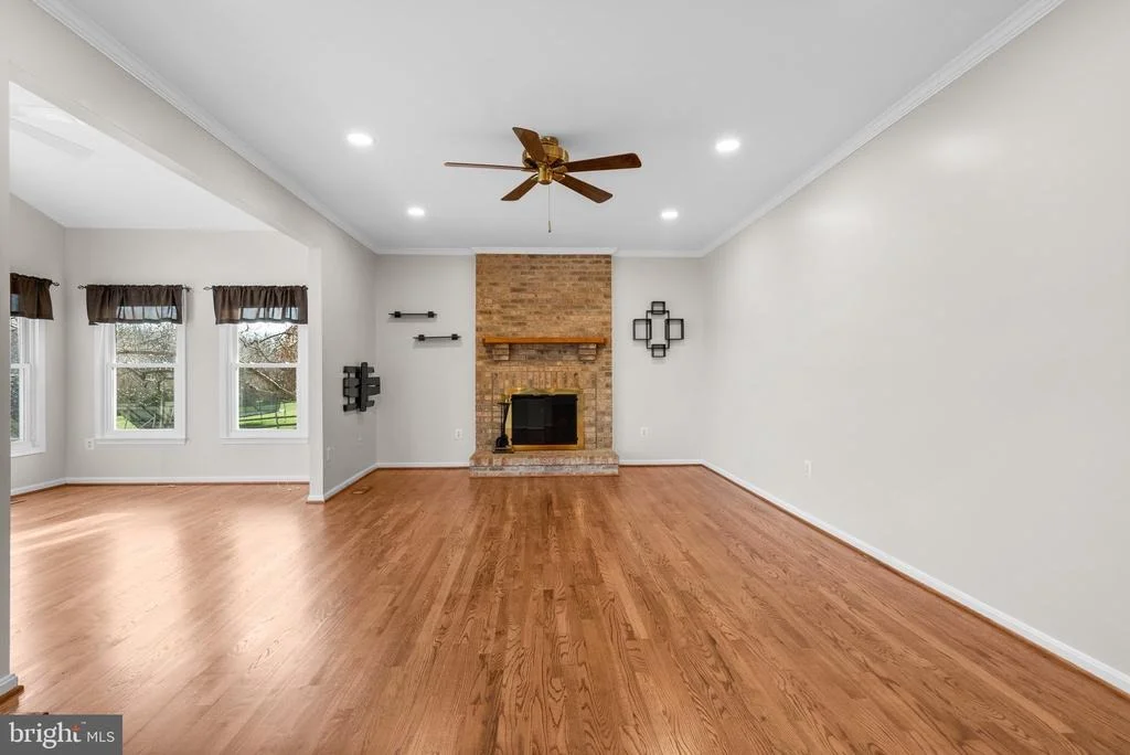 Photo of 9716 HUNTMASTER ROAD