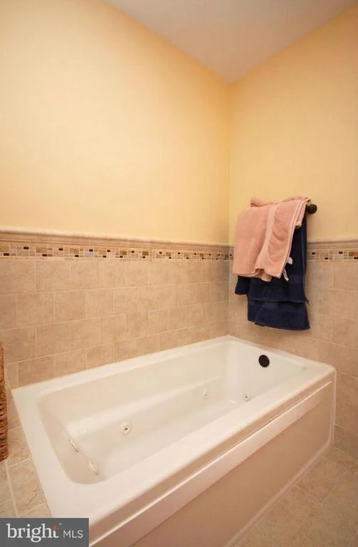 Photo of 14224 GREENVIEW DRIVE