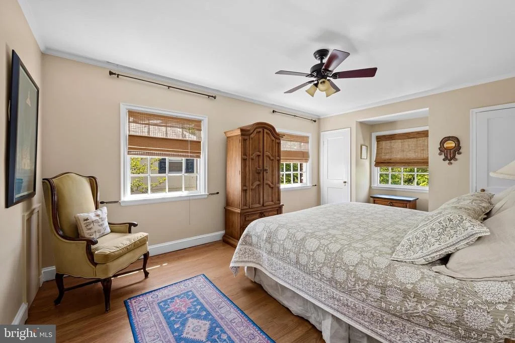 Photo of 330 BROADMOOR ROAD