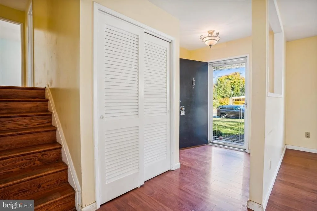 Photo of 5406 NUTTING DRIVE