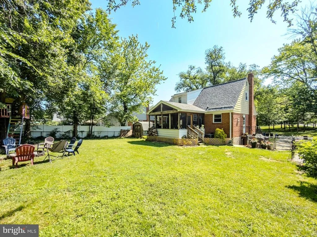 Photo of 12704 GOODHILL ROAD