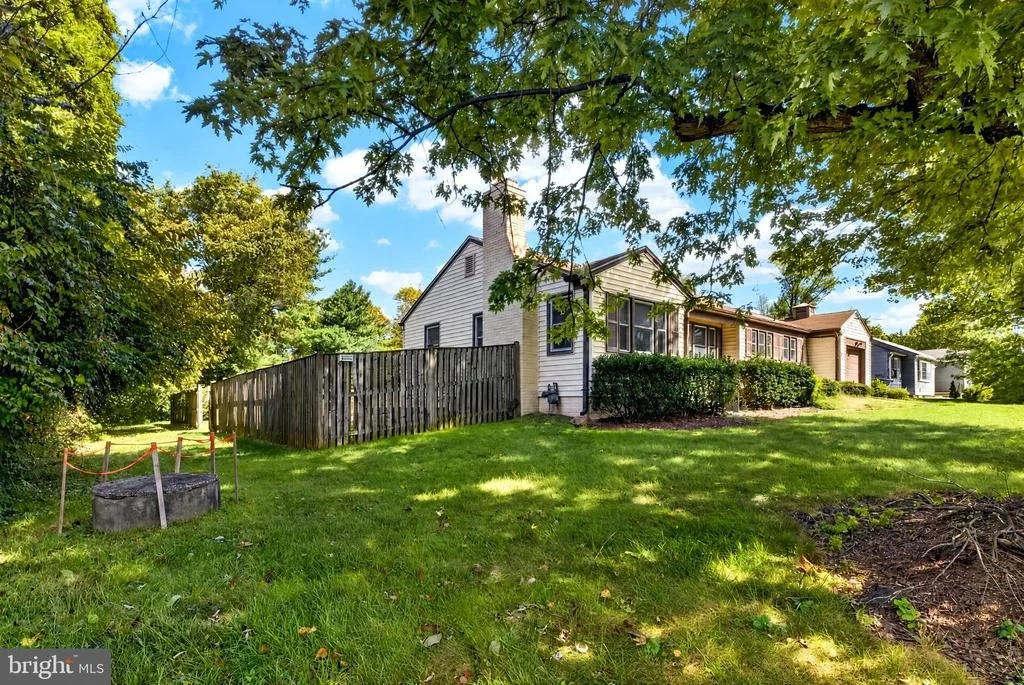 Photo of 2326 FAIRLAND ROAD