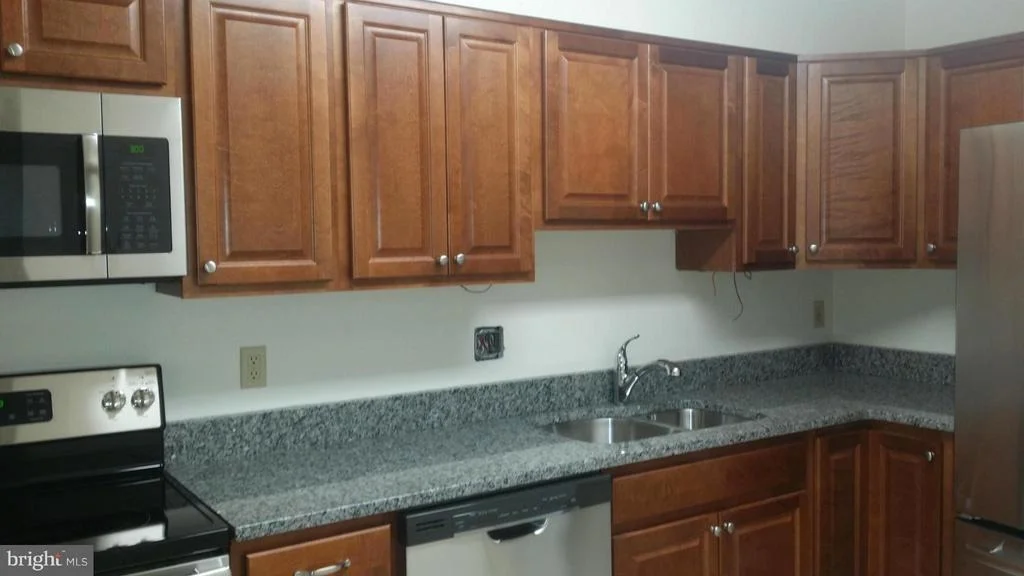 Photo of Unit 4322 at 15100 INTERLACHEN DRIVE