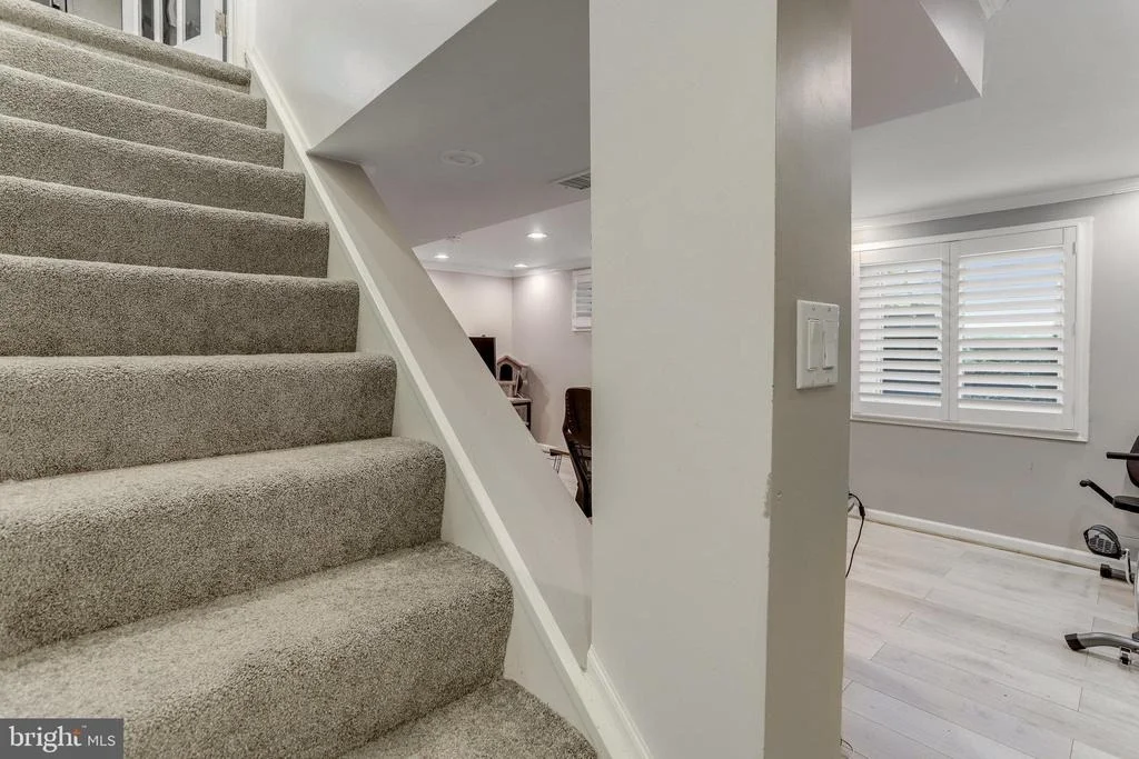 Photo of 6808 HOUNDMASTER ROAD