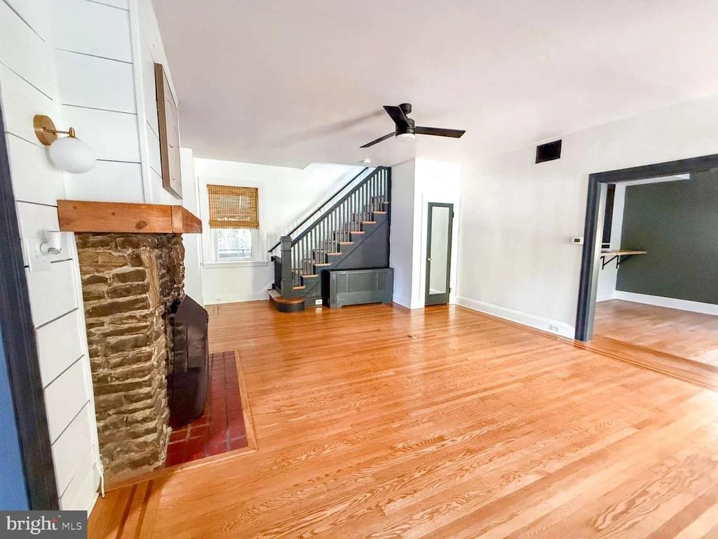 Photo of 3117 GRINDON AVENUE