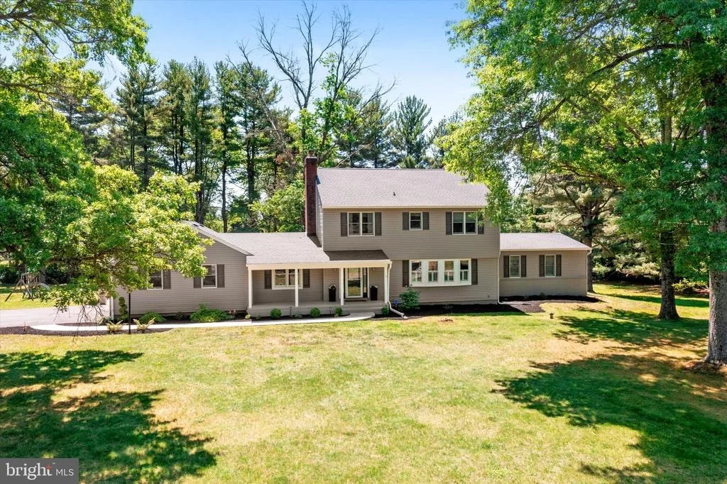 Photo of 5 SKYFIELD DRIVE