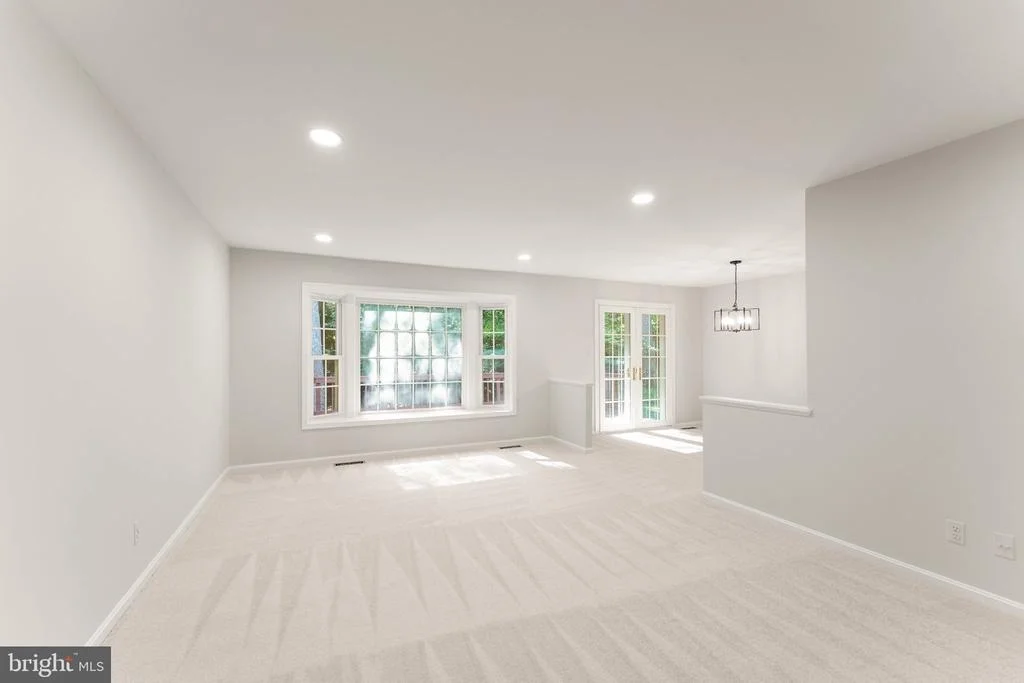 Photo of 12201 QUORN LANE