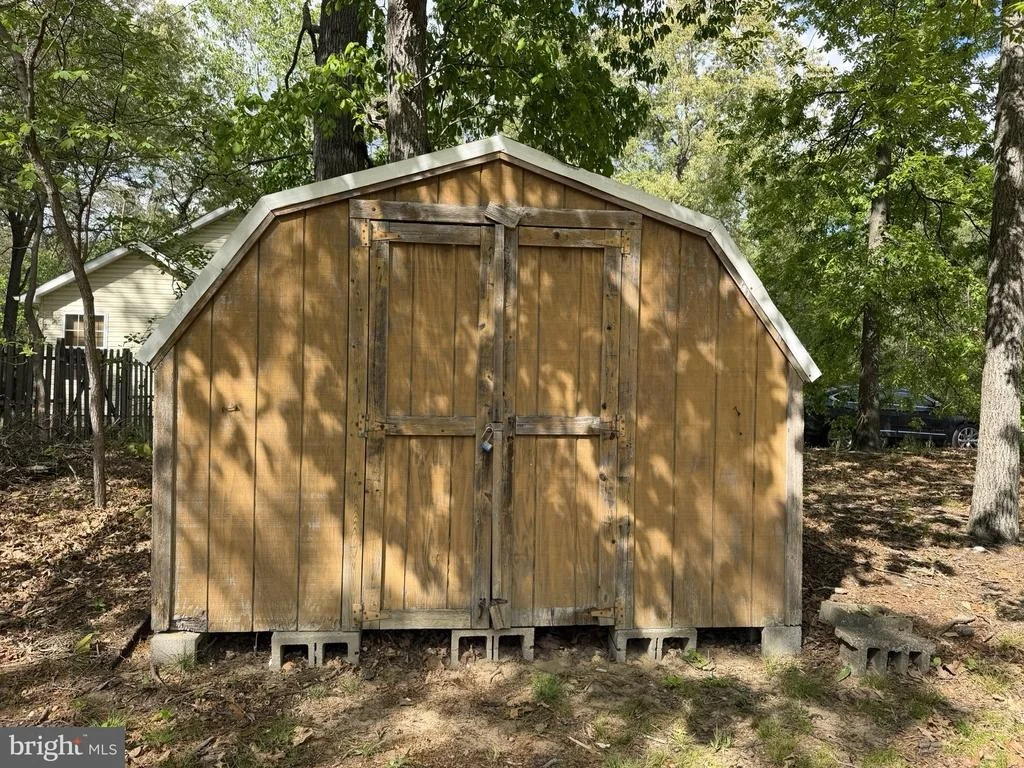 Photo of 25910 FOX GRAPE ROAD