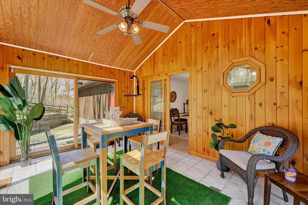 Photo of 5451 GLEN ARM ROAD