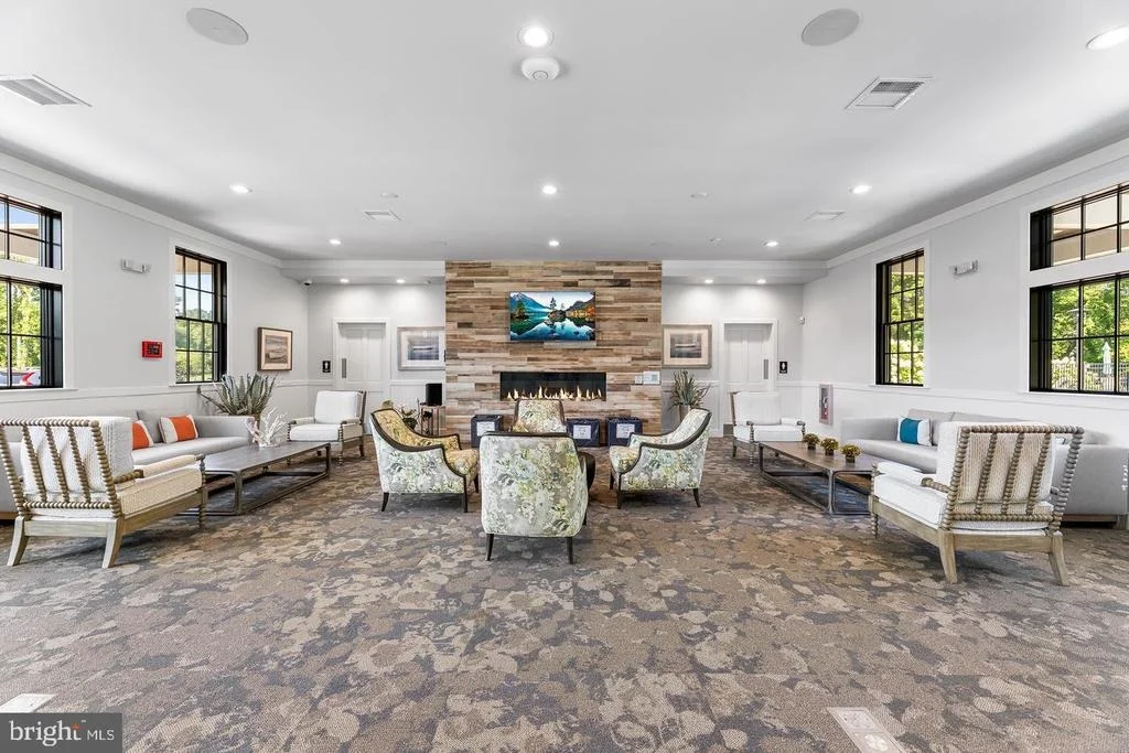 Photo of 37296 SPINNEY LANE