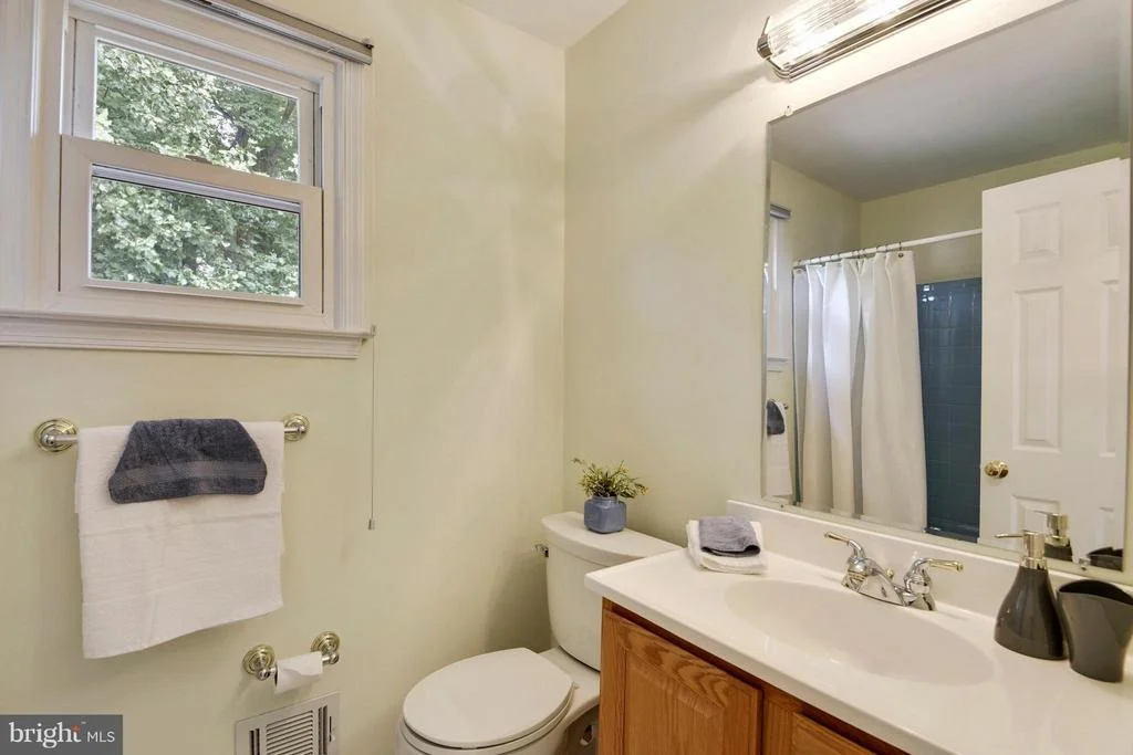 Photo of 2113 KINGS HOUSE ROAD