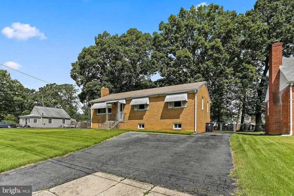 Photo of 7214 EARL DRIVE