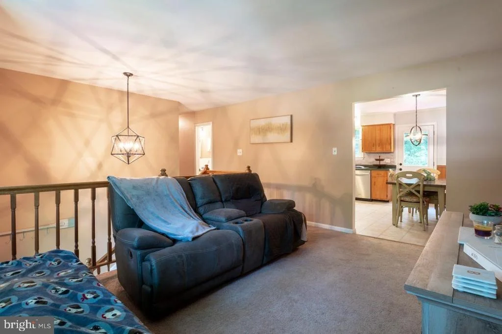 Photo of 2125 OAK ROAD