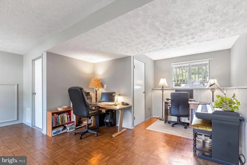 Photo of 1437 FAIRBANKS DRIVE