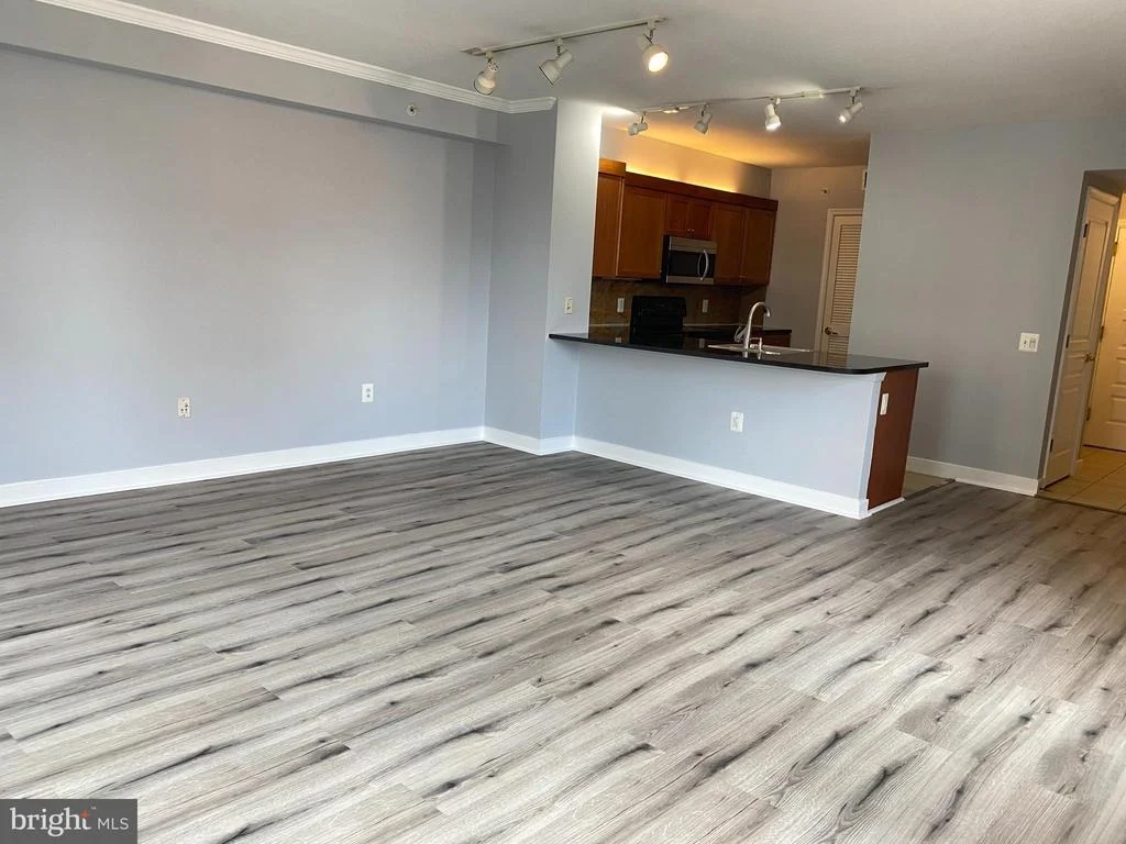 Photo of Unit 619 at 616 E STREET NW