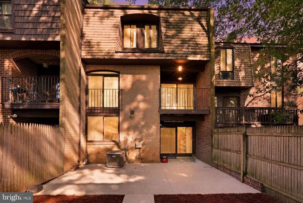 Photo of 4936 SAUQUOIT LANE