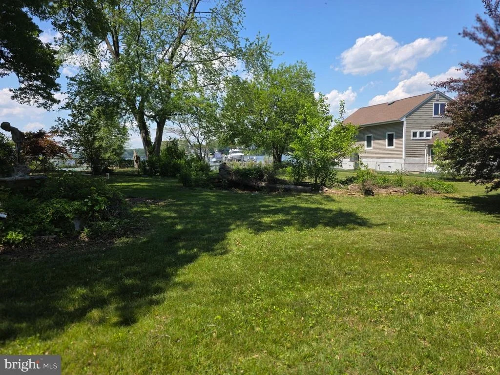 Photo of 145 EDGEWATER DRIVE