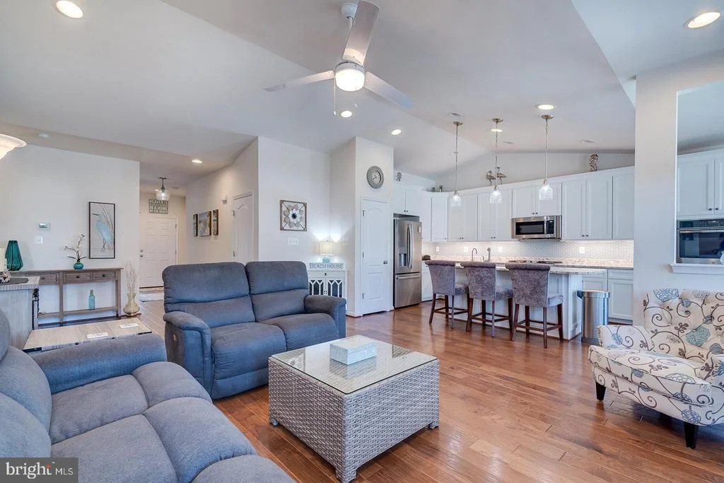 Photo of 34438 SPRING BROOK AVENUE