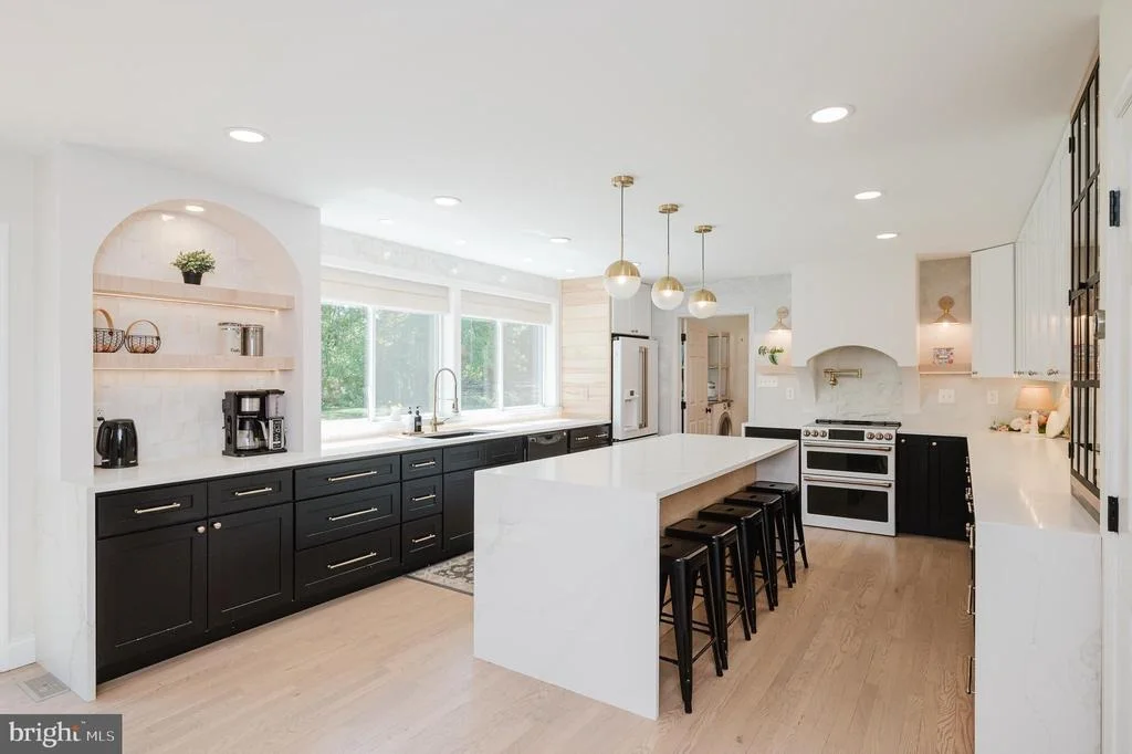 Photo of 2056 CHAPEL ROAD