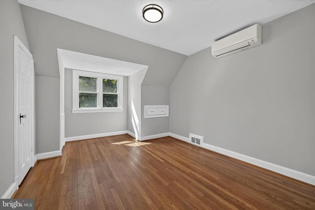 Photo of 9802 FOREST GROVE DRIVE