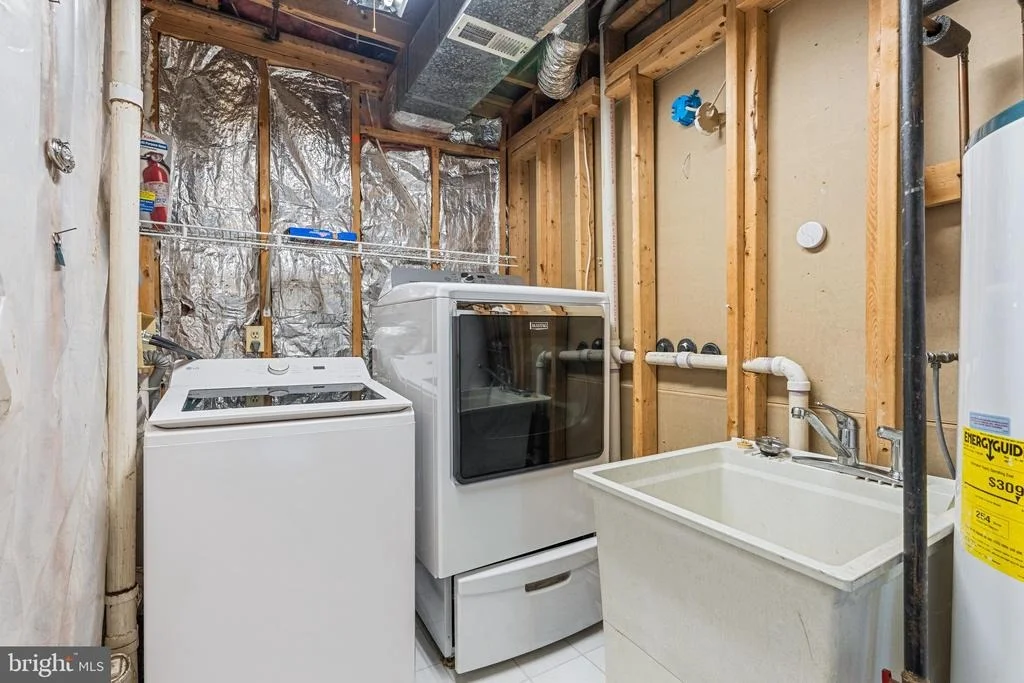 Photo of 1015 CHERYLS COURT