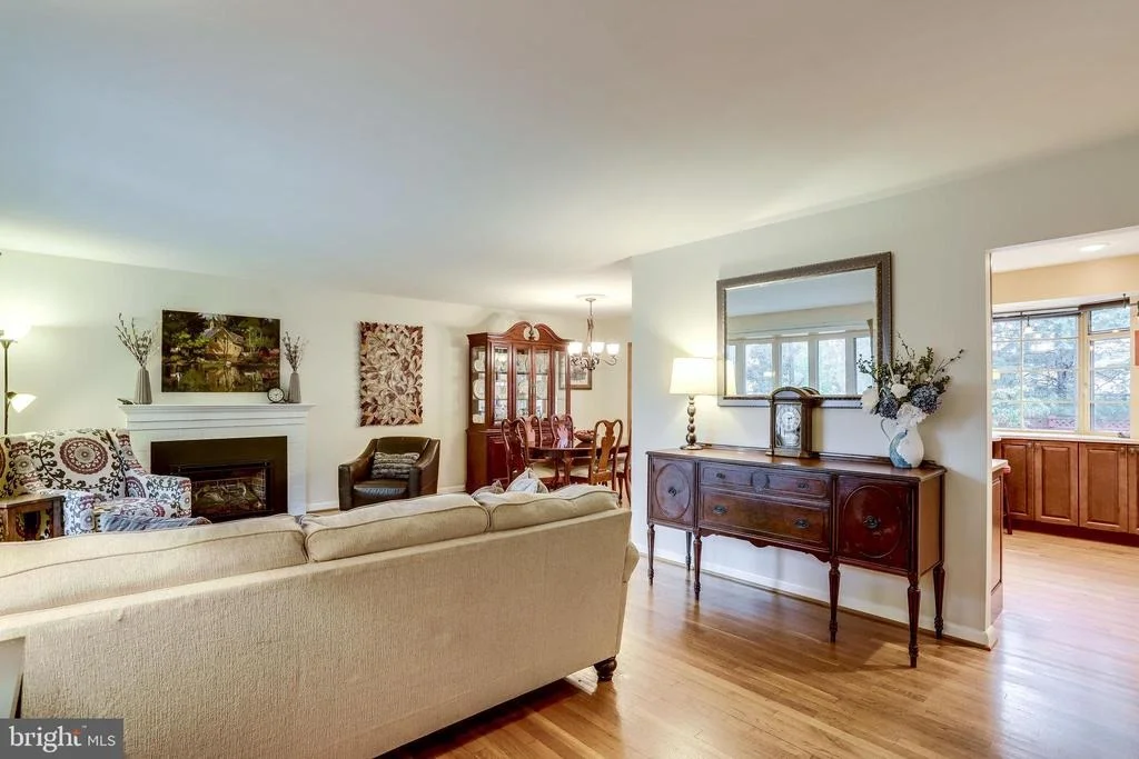 Photo of 3927 FOREST GROVE DRIVE