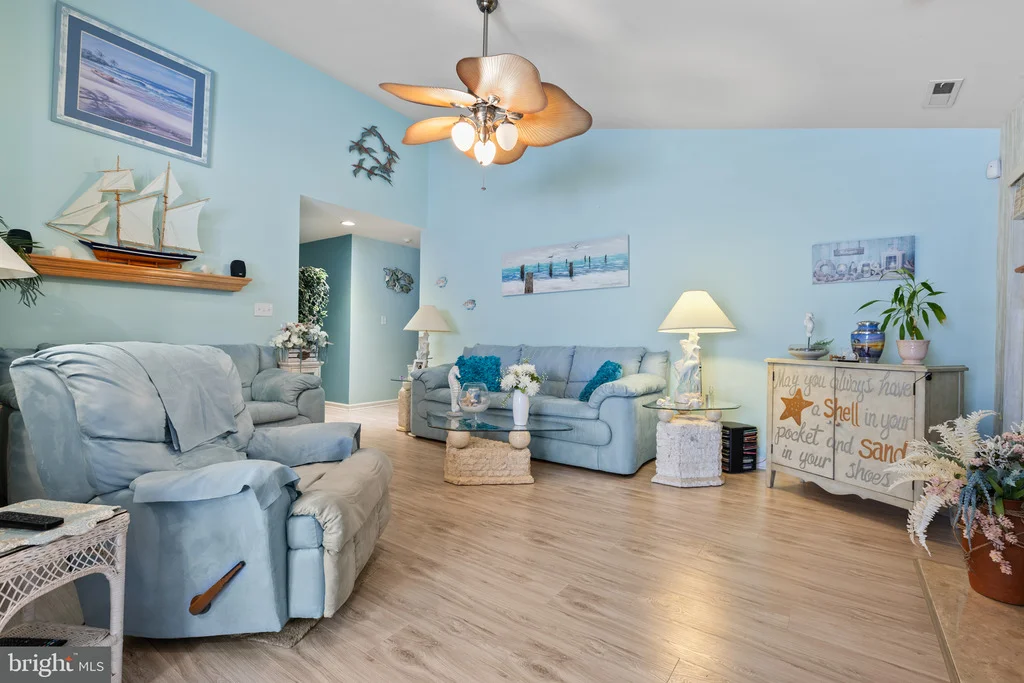 Photo of 32618 SEAVIEW LOOP