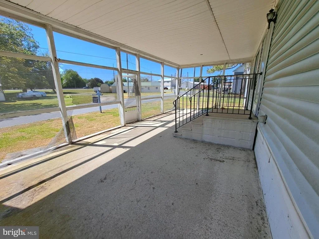 Photo of 6706 WHITELEY ROAD