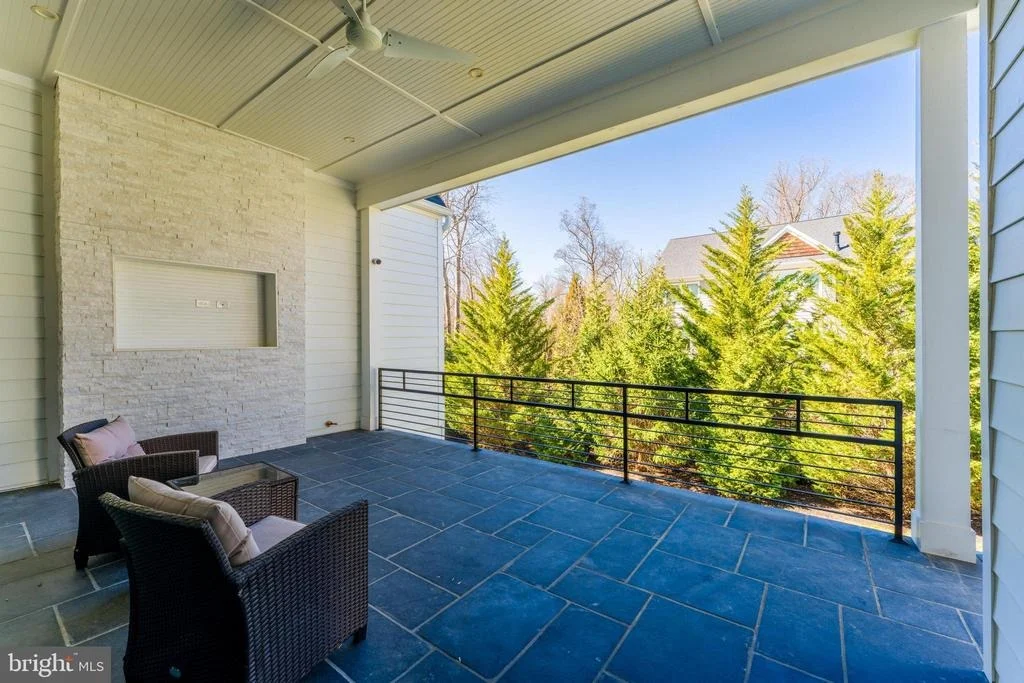 Photo of 908 WALKER ROAD