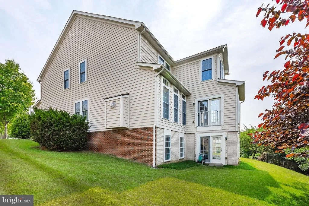 Photo of 4010 BRUSHFIELD CIRCLE