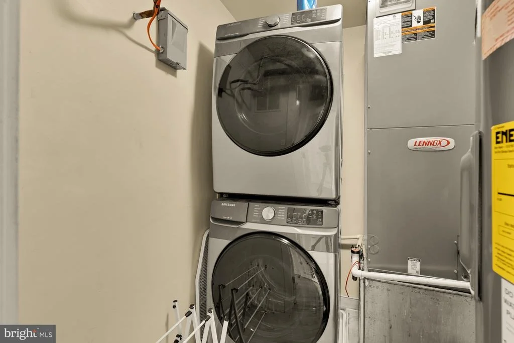 Photo of Unit 3 at 2363 CHAMPLAIN STREET NW