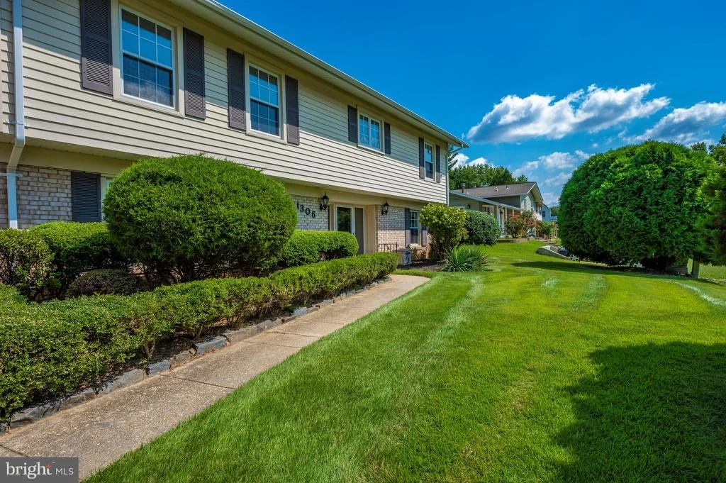 Photo of 1306 LEISTER DRIVE