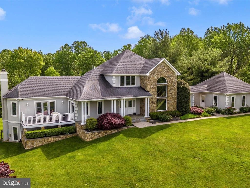 Photo of 17400 RYEFIELD COURT