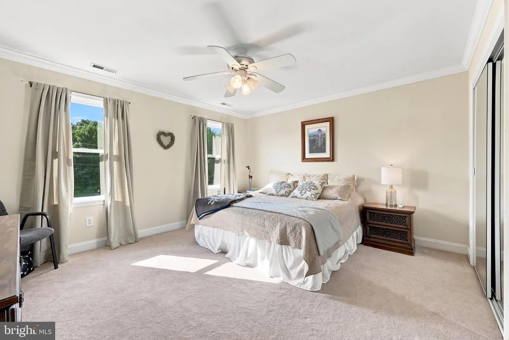 Photo of 646 ALBERTSON ROAD