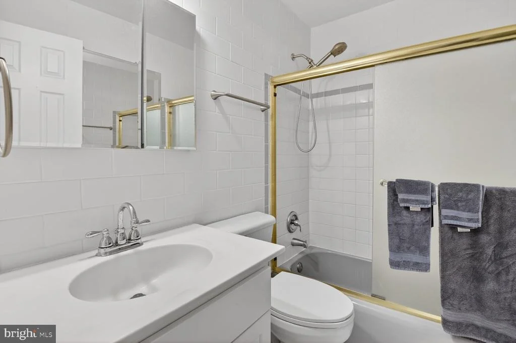 Photo of 13004 CHESTNUT OAK DRIVE