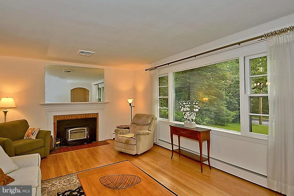 Photo of 2213 PARKER AVENUE