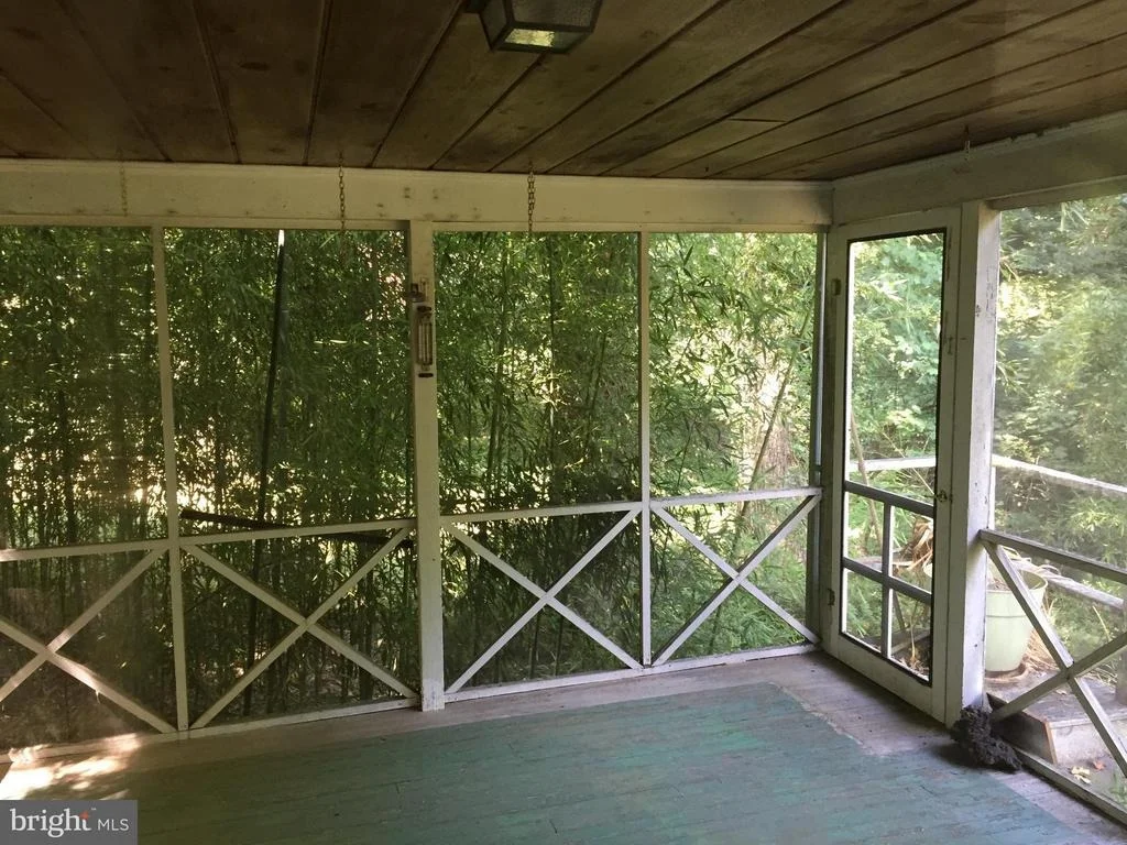 Photo of 12719 MEADOWOOD DRIVE