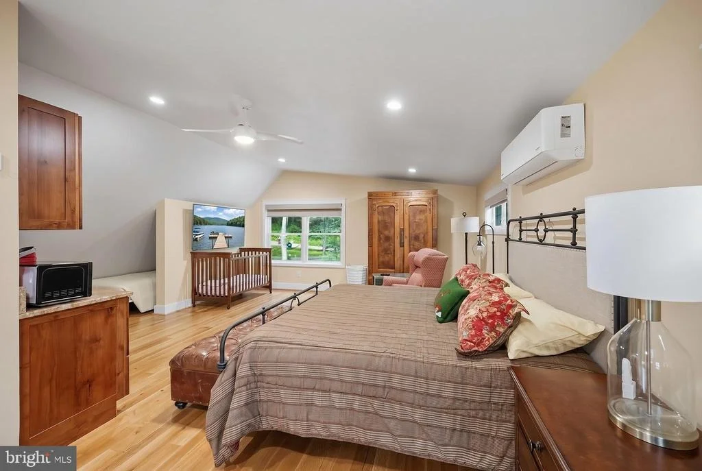 Photo of 507 SHORELINE DRIVE