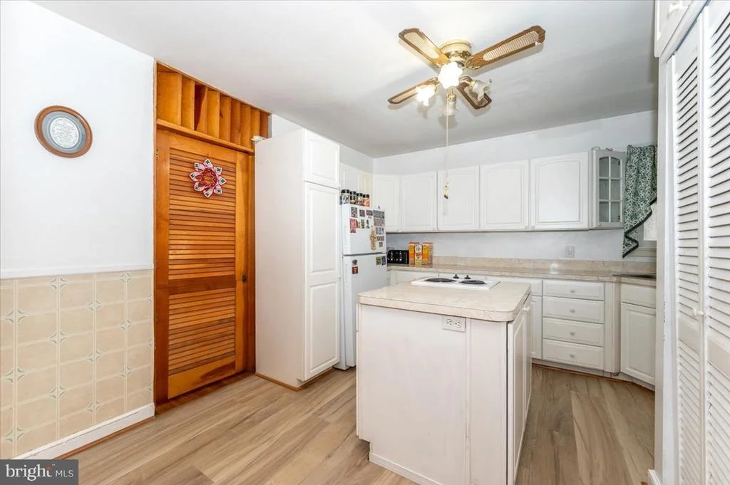 Photo of 239 DEVONSHIRE ROAD NE