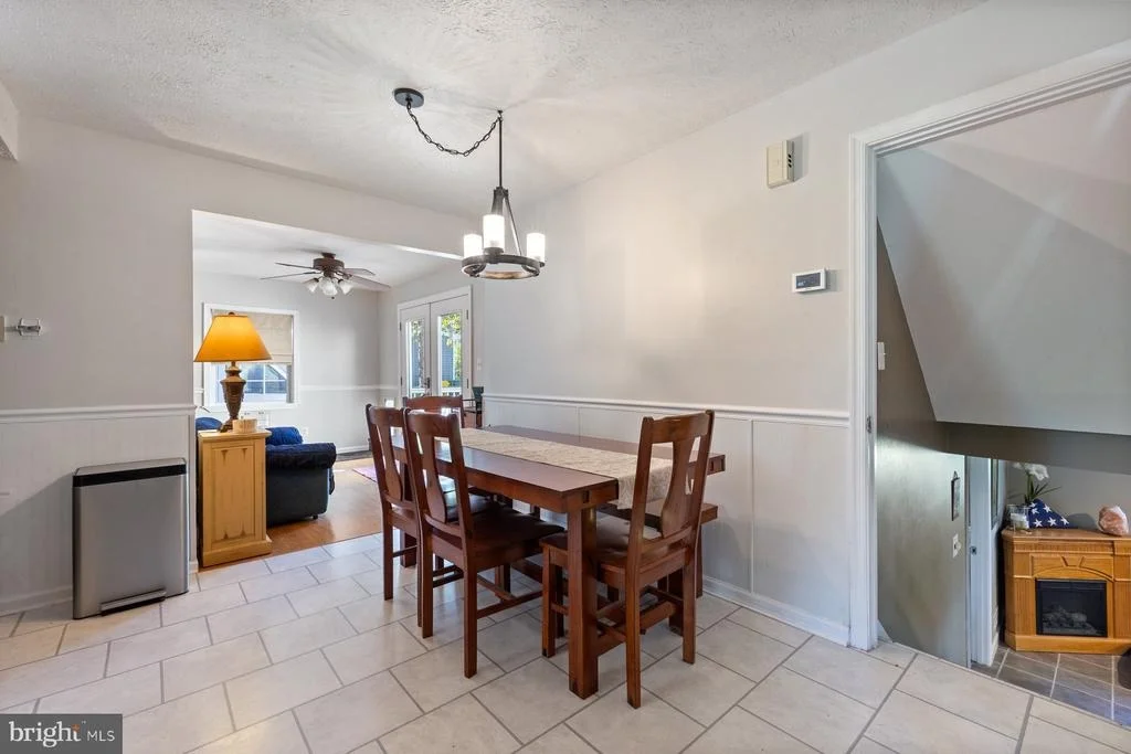 Photo of 530 RITA DRIVE