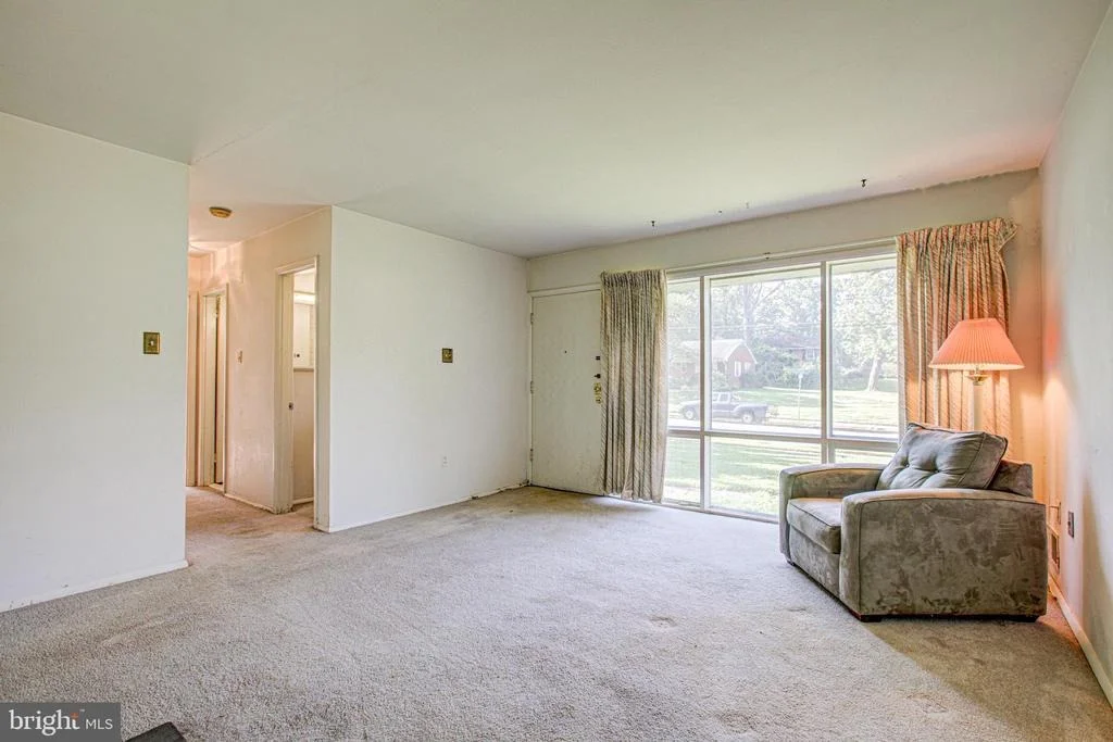 Photo of 7420 AXTON