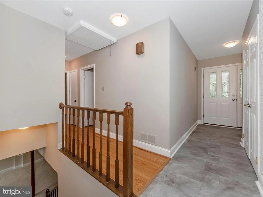 Photo of 19412 MUNCASTER ROAD