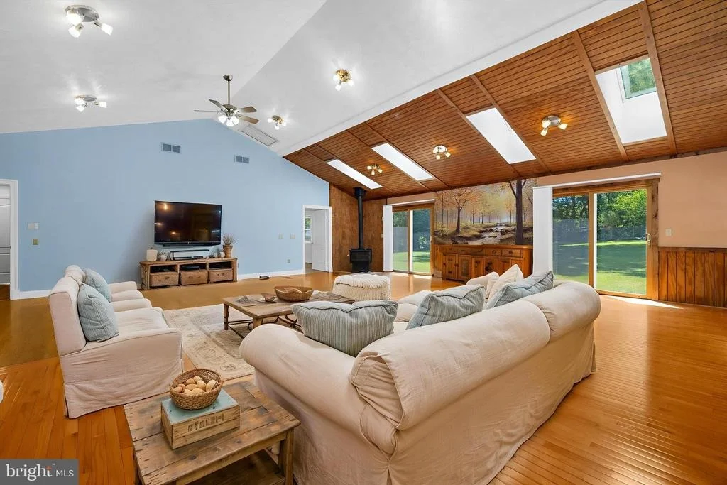 Photo of 8517 NEW CUT ROAD