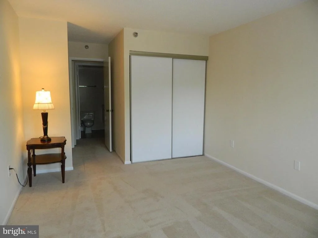 Photo of Unit 4521 at 15100 INTERLACHEN DRIVE