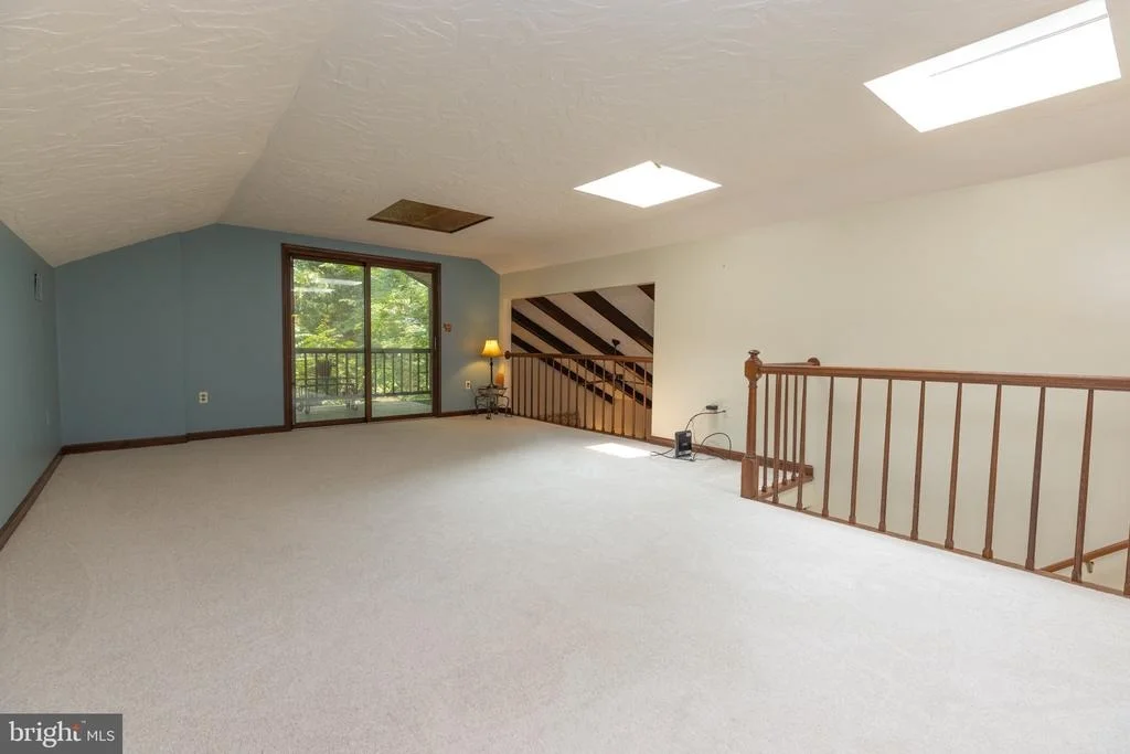 Photo of 710 MEHRING ROAD