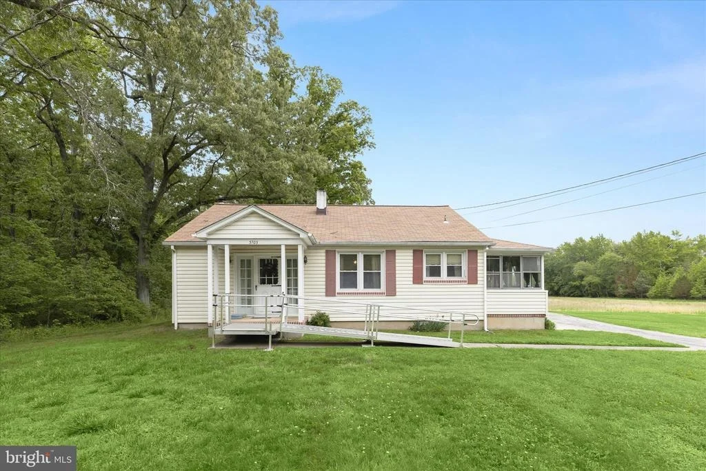 Photo of 3703 CLAYTON ROAD