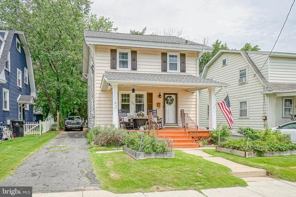 Photo of 340 HARDING COURT